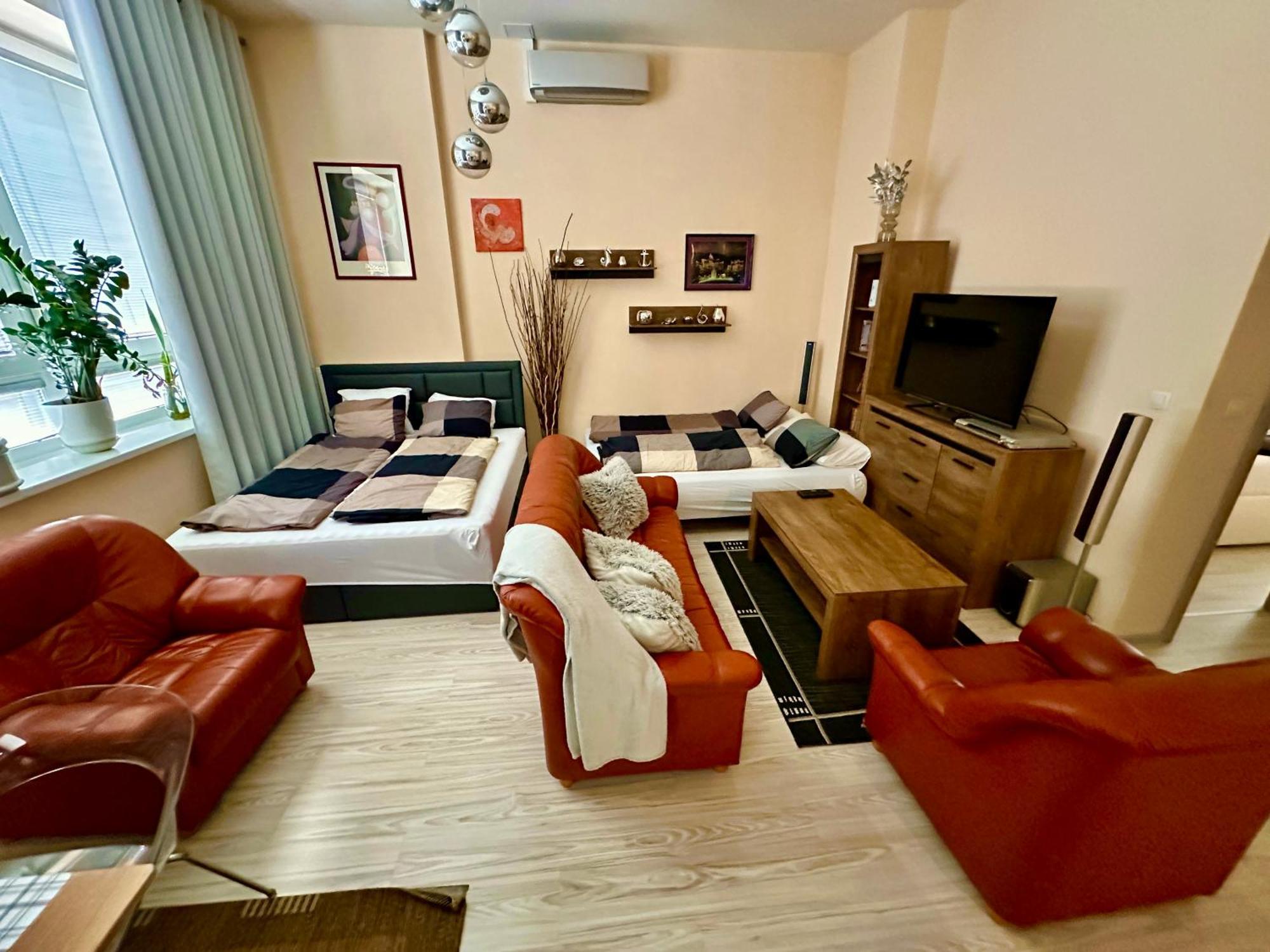 Princess Main Square Apartment ポプラト エクステリア 写真